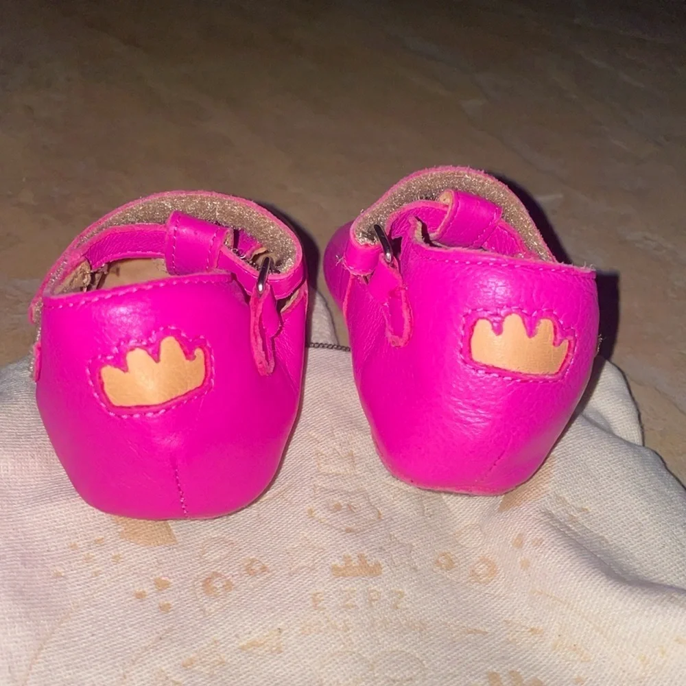 Easy Peasy Lillyp Velcro leather Mary Jane soft soled shoes in “fushia” size 19 - Picture 2 of 7